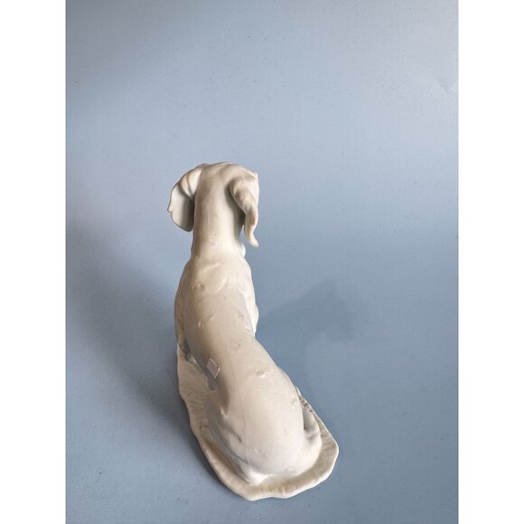 Vintage Kaiser Porcelain Figurine Of A Sitting Dog  Handcrafted White Ceramic De - Picture 4 of 5